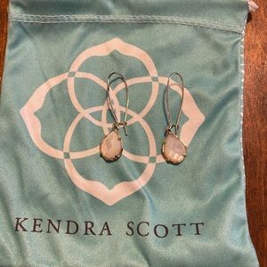 Kendra Scott Dee Earrings - Ivory Pearl